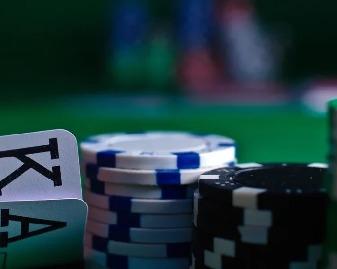 Slot Machines vs. Table Games: Which Online Casino Option is Best for You?